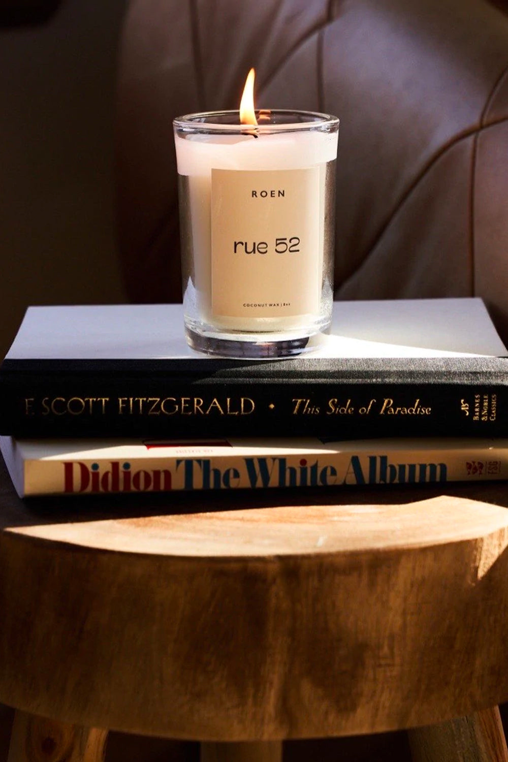 RUE 52 Candle